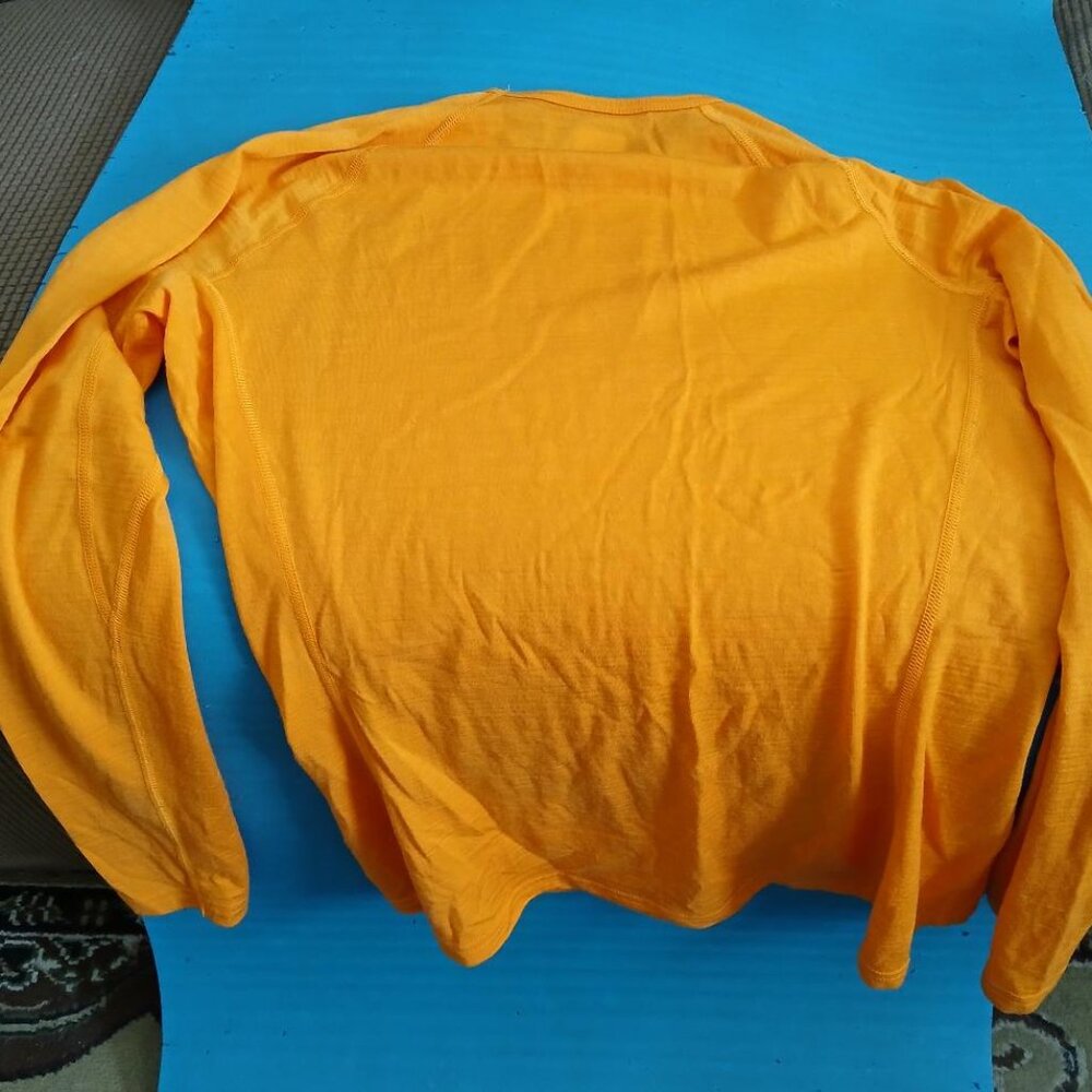 Ice Breaker 200 Thermal Merino Wool Under layer - Picture 3 of 3